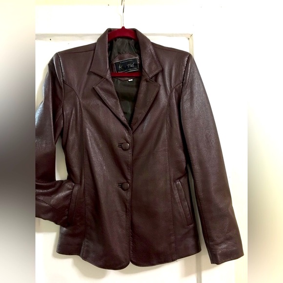 Genuine Leather Jacket in perfect condition ! - Picture 10 of 13